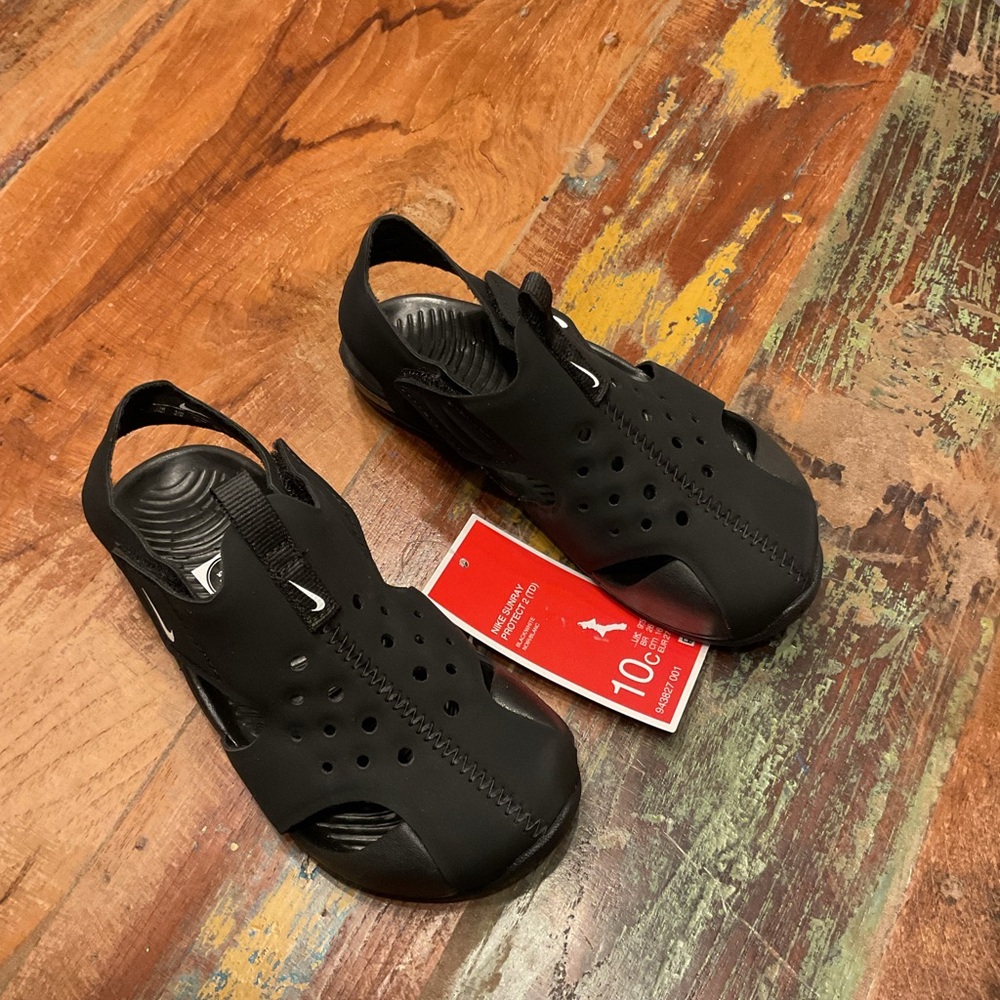 NWT Nike Kids Sunray Protect 2 Sandals
